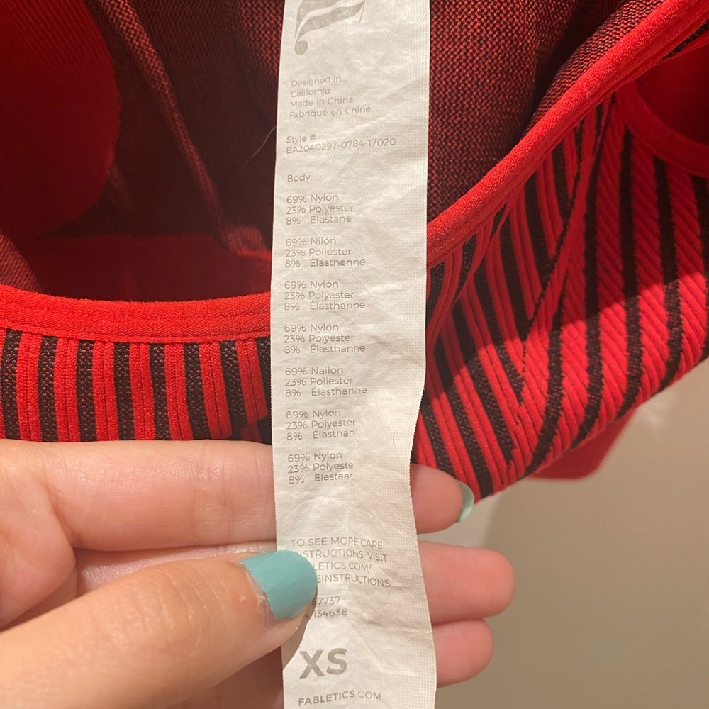 Fabletics Sports Bra - Picture 3 of 3